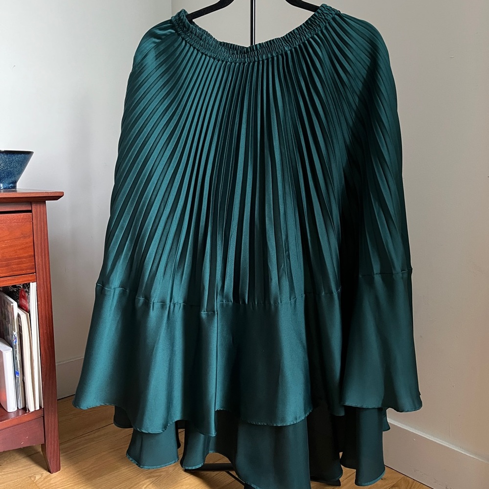 Pleated Emerald Green High-Low Skirt